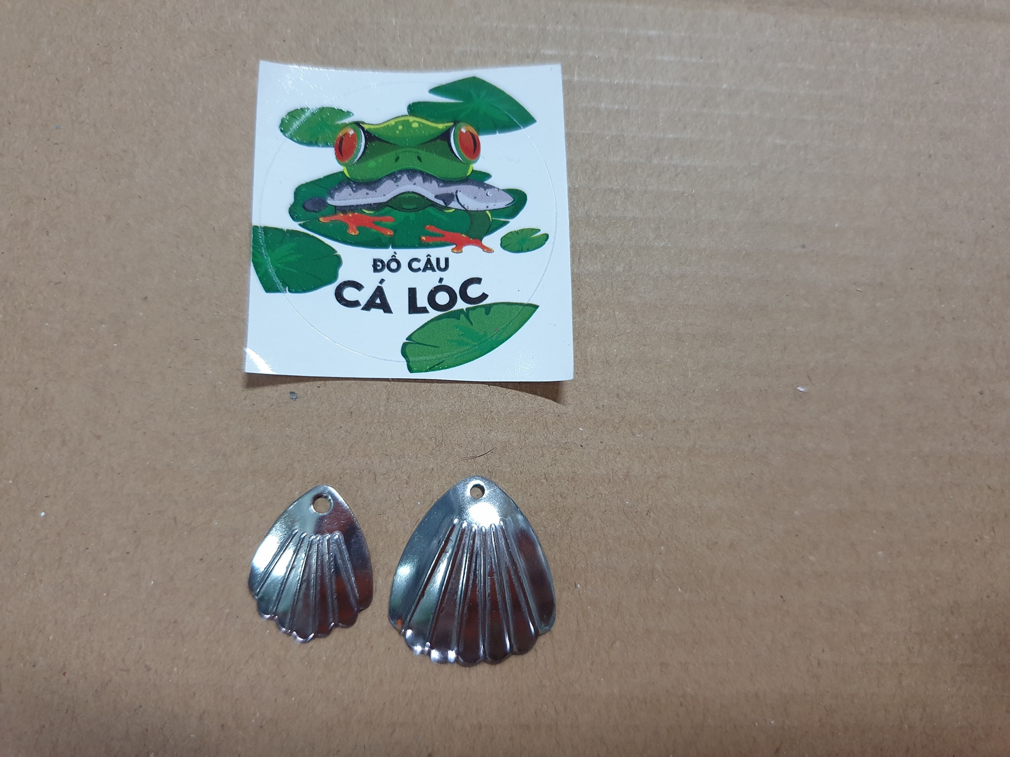 Set 5 thìa nhái hơi hình vỏ sò / thìa câu cá có 2 size : 1.5cm và 2.0cm giá : 15k / set 5 cái