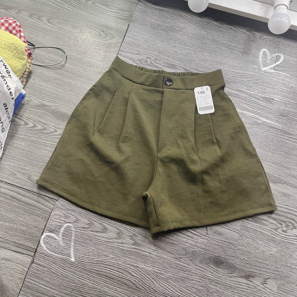 Quần short tuyết mưa lưng cao xếp ly siêu hot GUBAFASHION.