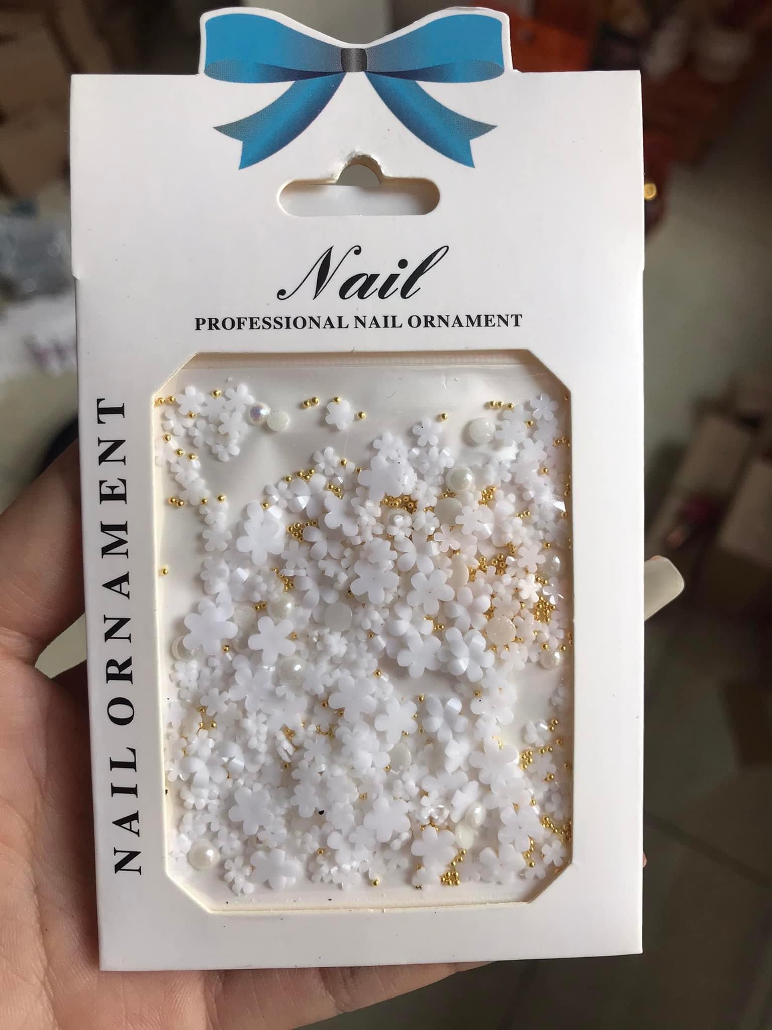 Hoa nhí trang trí móng mix bi - hoa trắng sứ gắn móng Nail -Sugar Nails