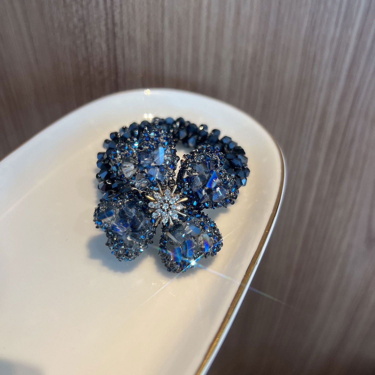 Elegant Oganza Scrunchie Lucky Four leaf Crystal Hair Rope Klein Blue Rubber Bands Women Fashion Hair Accessories