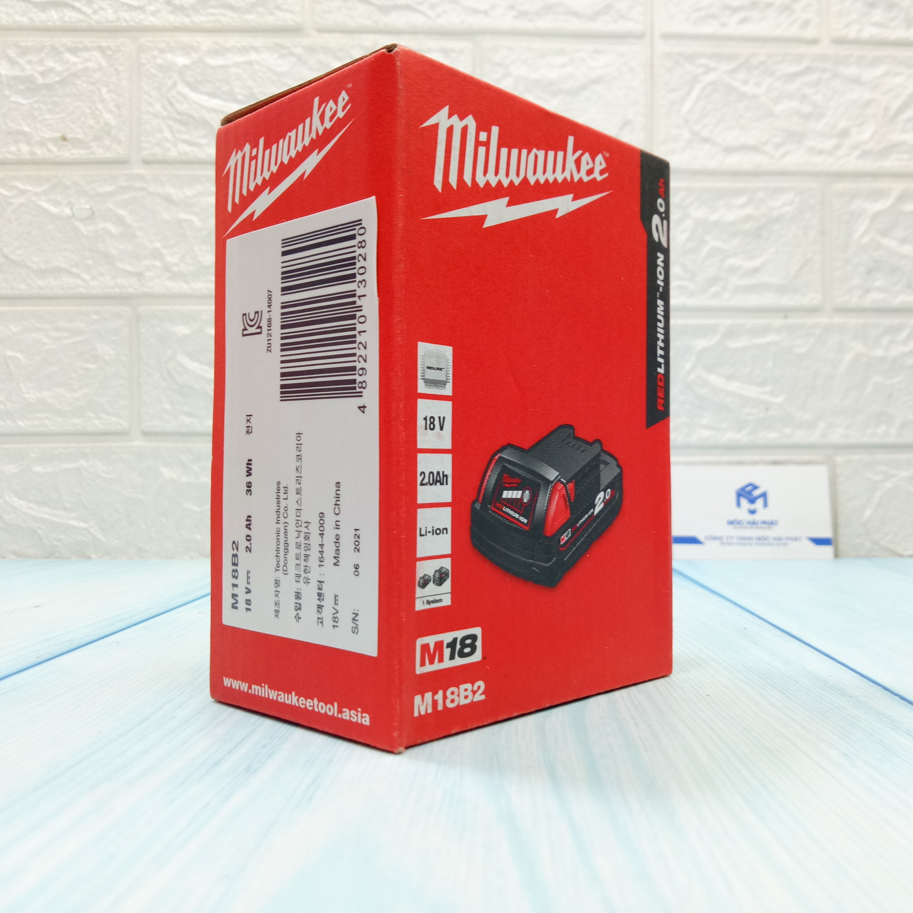 Pin M18 2.0Ah Milwaukee M18B2 Chính Hãng
