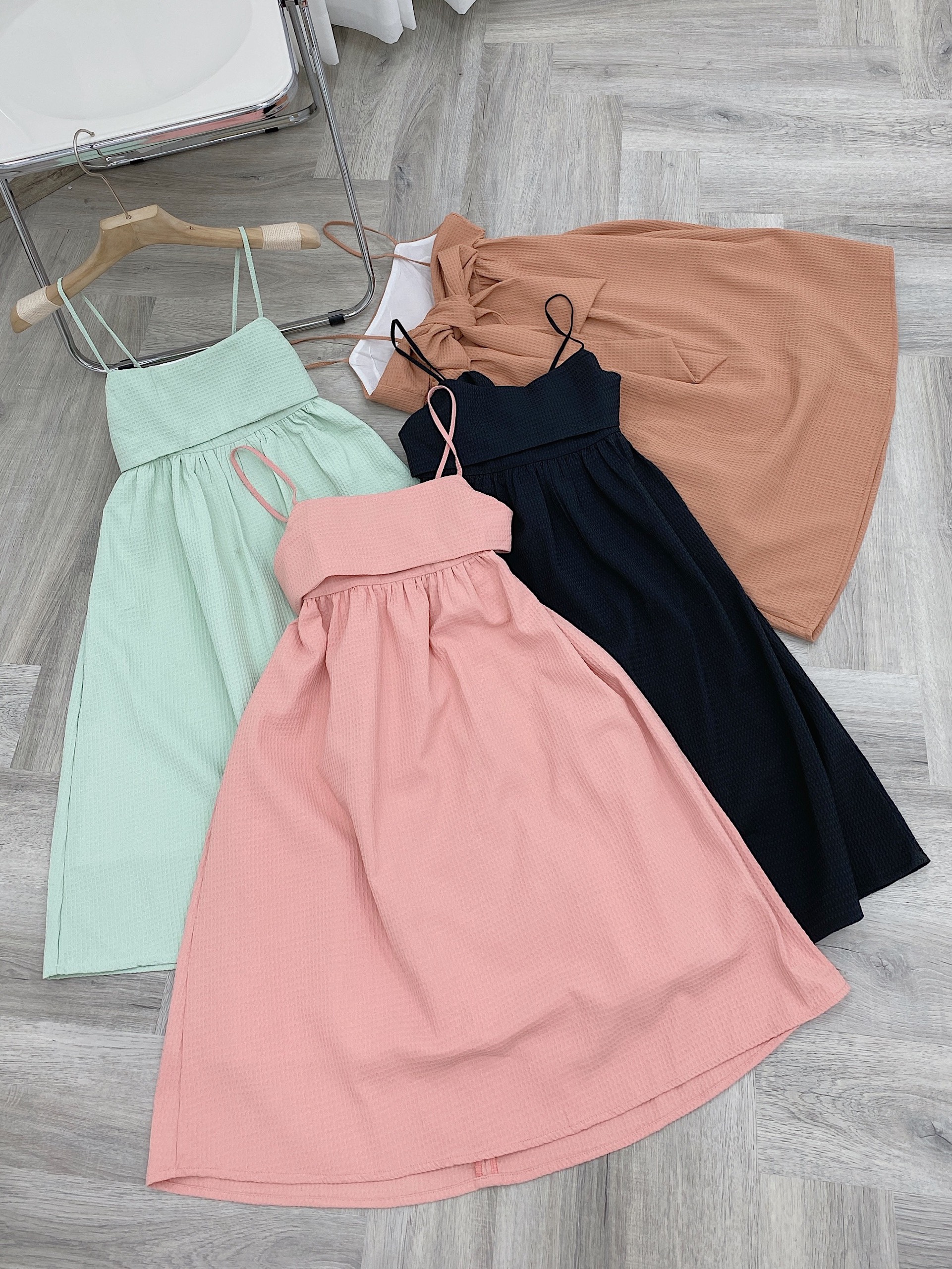 Đầm 2 dây cột nơ lưng - Rossy Fashion