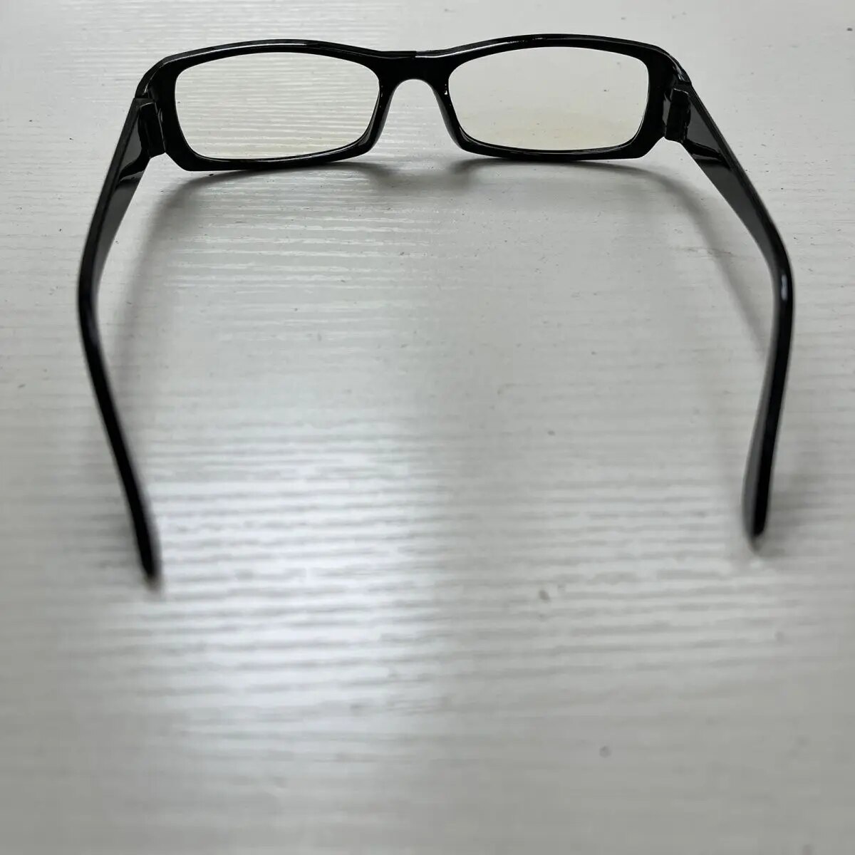 【Hot demand】 Attack On Titan Hange Zoe Cosplay Eyeglasses Eye Glasses Eye Patch Halloween Cosplay Costume Accessory.