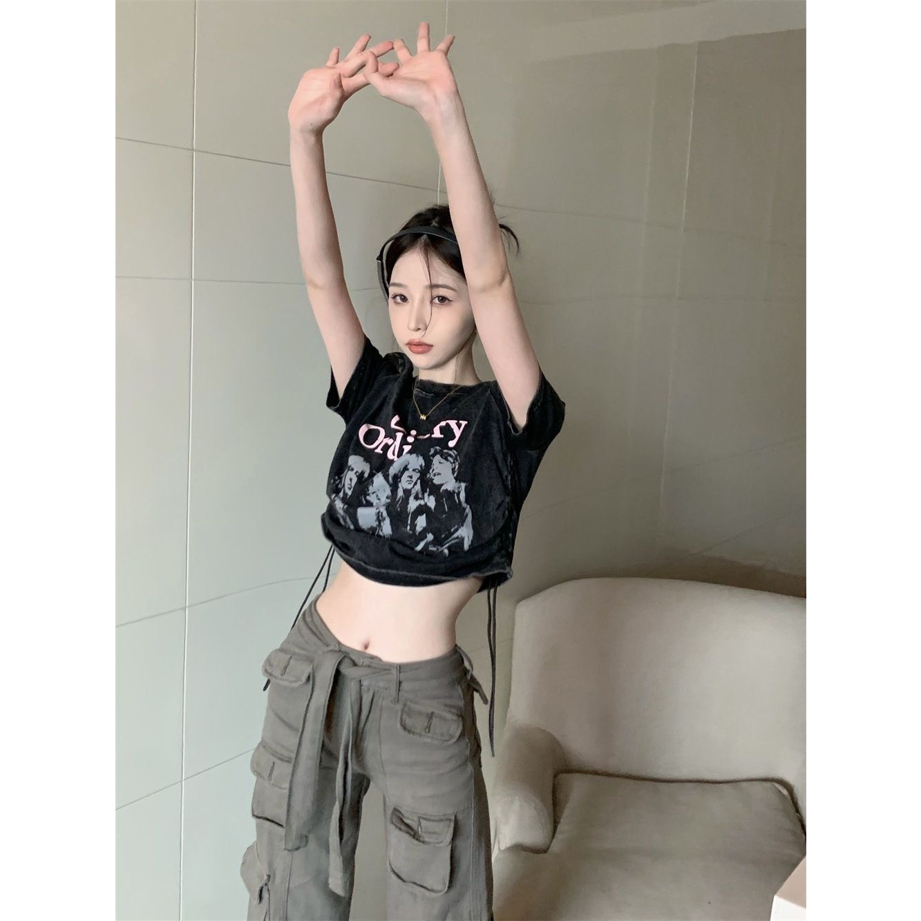 Áo Croptop Kiểu ORInary Dây Rút Cổ Tròn Siêu Chất