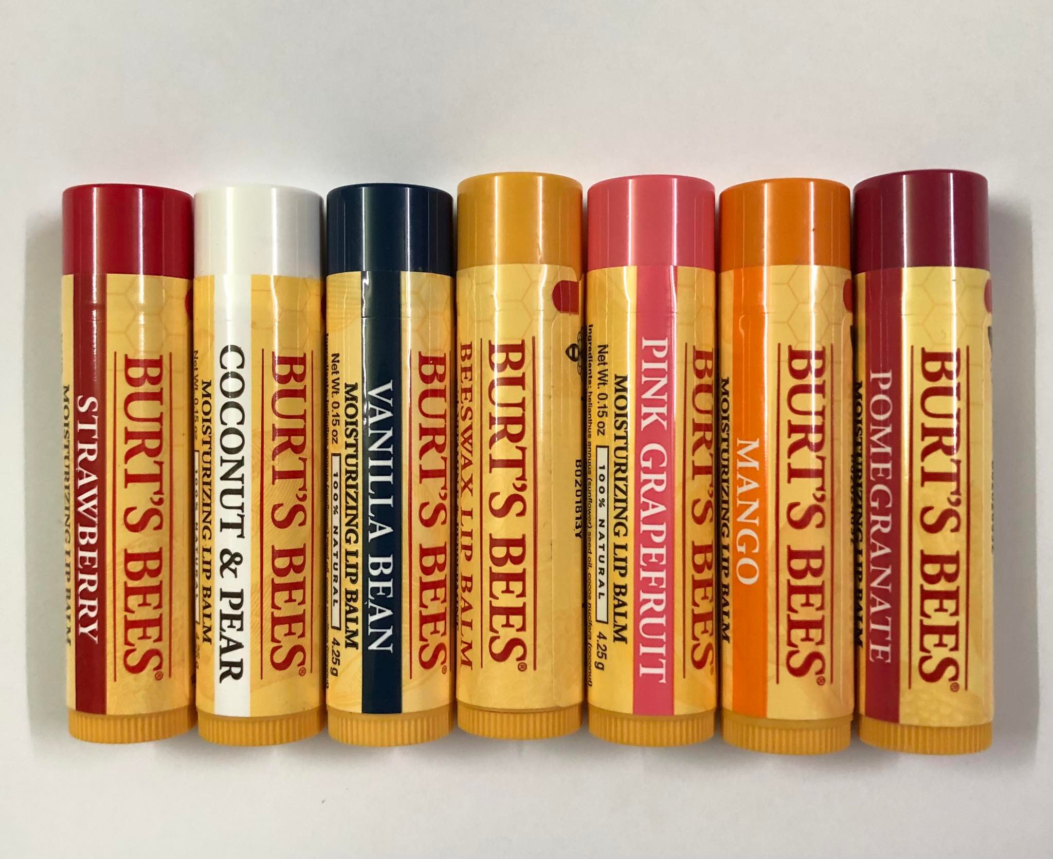 Son dưỡng không màu Burt's Bees Moisturizing Lip Balm (thỏi 4.25g)