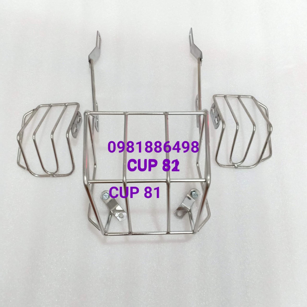 Bảo vệ đèn lái sau xe cup 81/cup 82 inox