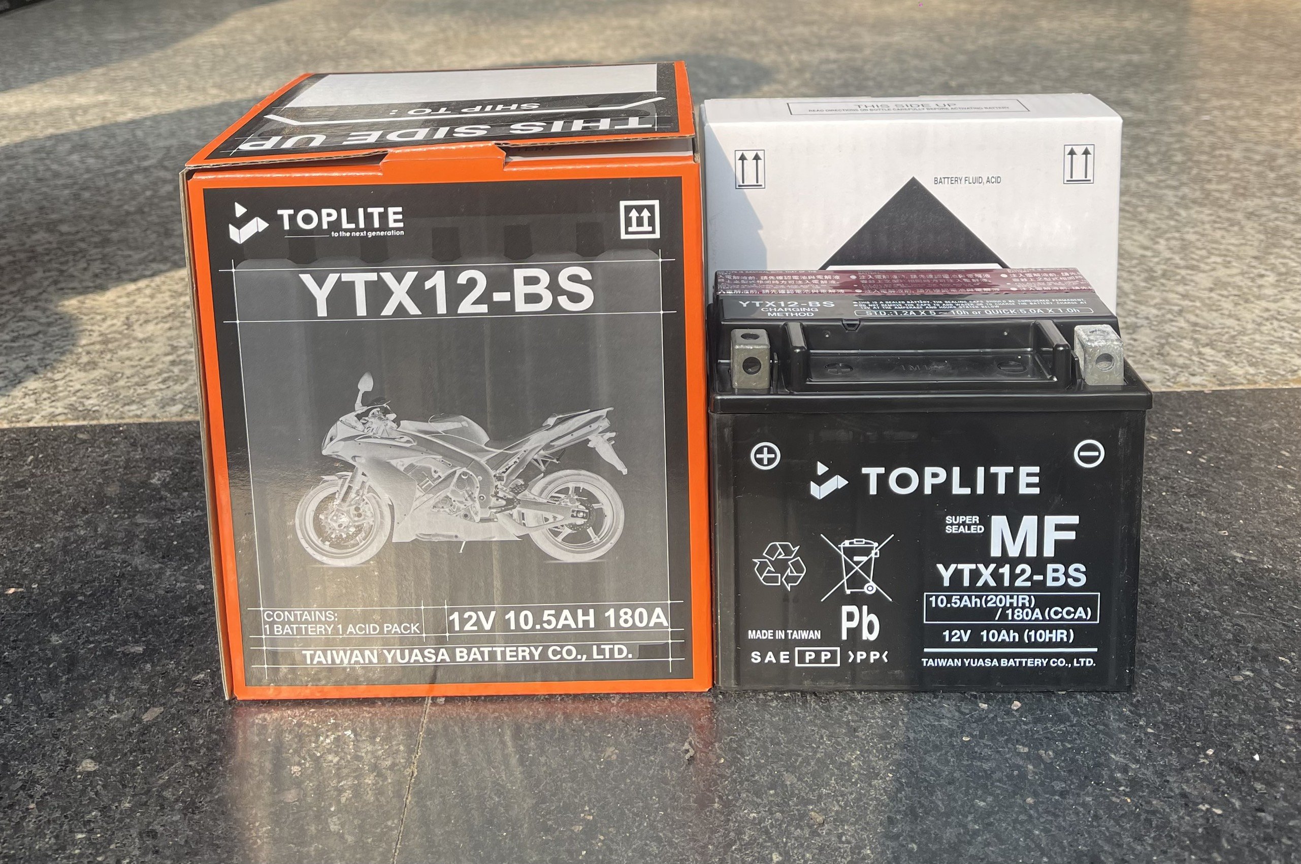 [HCM]Bình ắc quy xe máy Toplite YTX12-BS (12V-10AH)