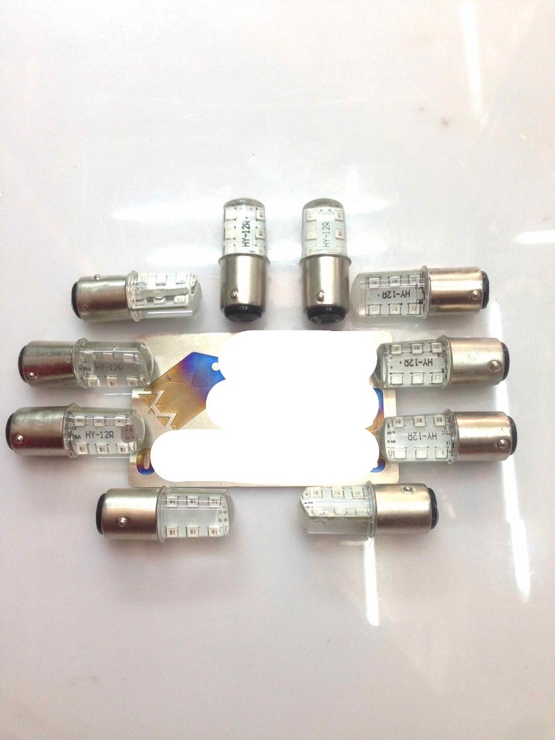 F1 Tail Light Bulb Flashes