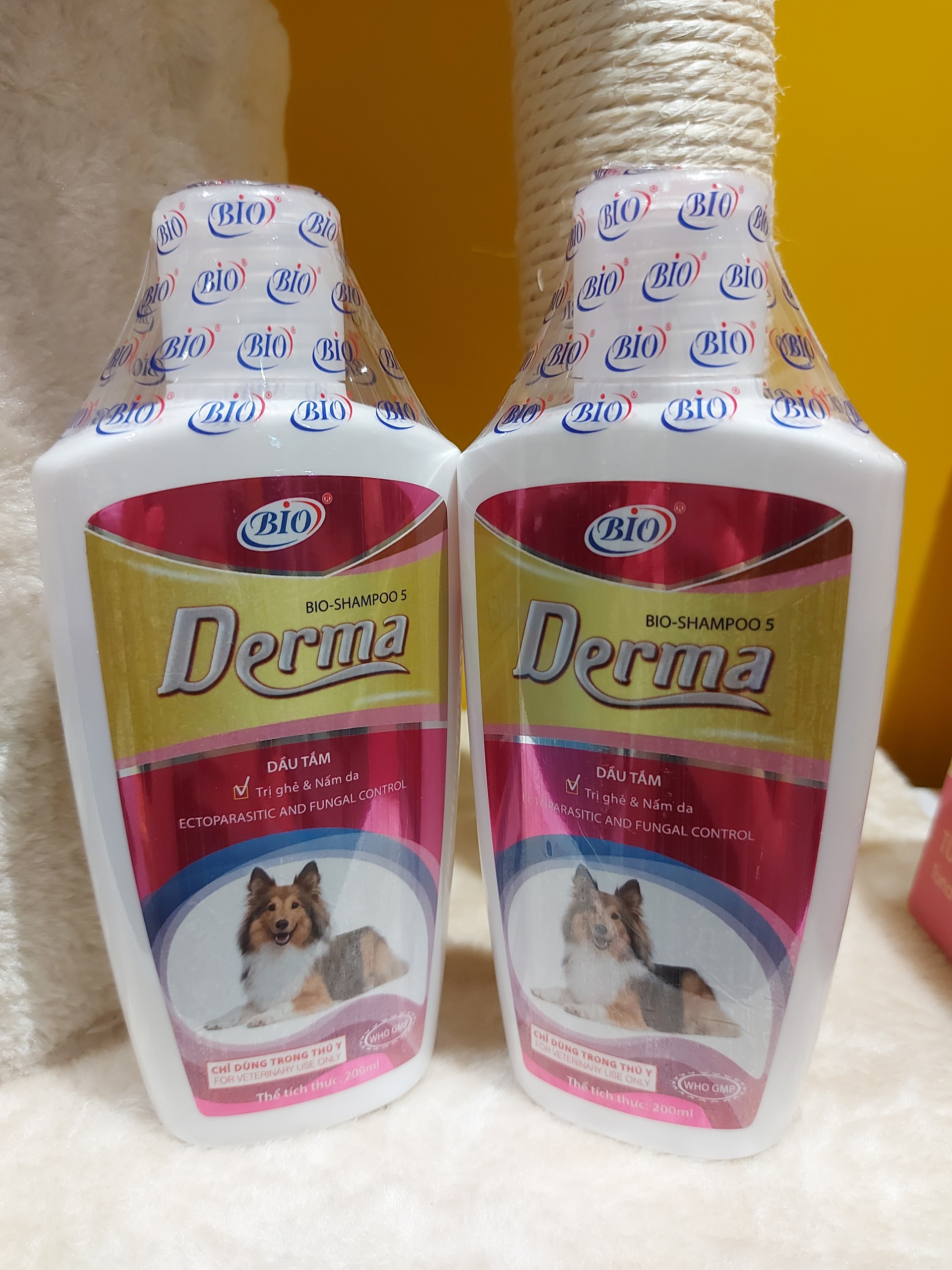 Sữa tắm trị ghẻ, viêm da cho chó Bio Derma - Chai 200ml thumbnail
