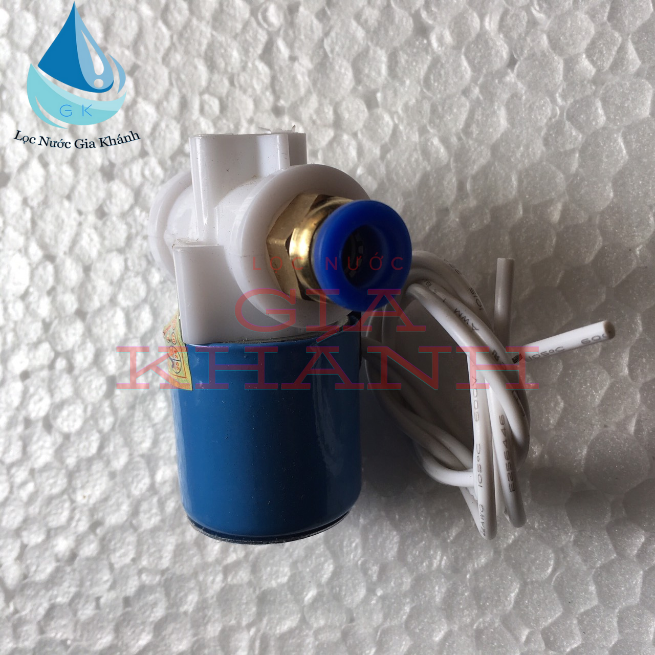 Van điện từ 24v kèm cút phi 8 cho máy phun sương.