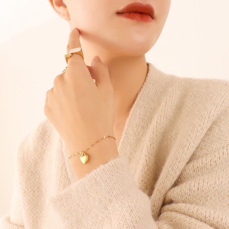 %E3%80%90Hot%20demand%E3%80%911Set%20Simple%20Fashion%20Golden%20Heart%20Pendant%20Earrings%20Necklace%20Bracelet%20Jewelry%20Set%20-%20Image%202