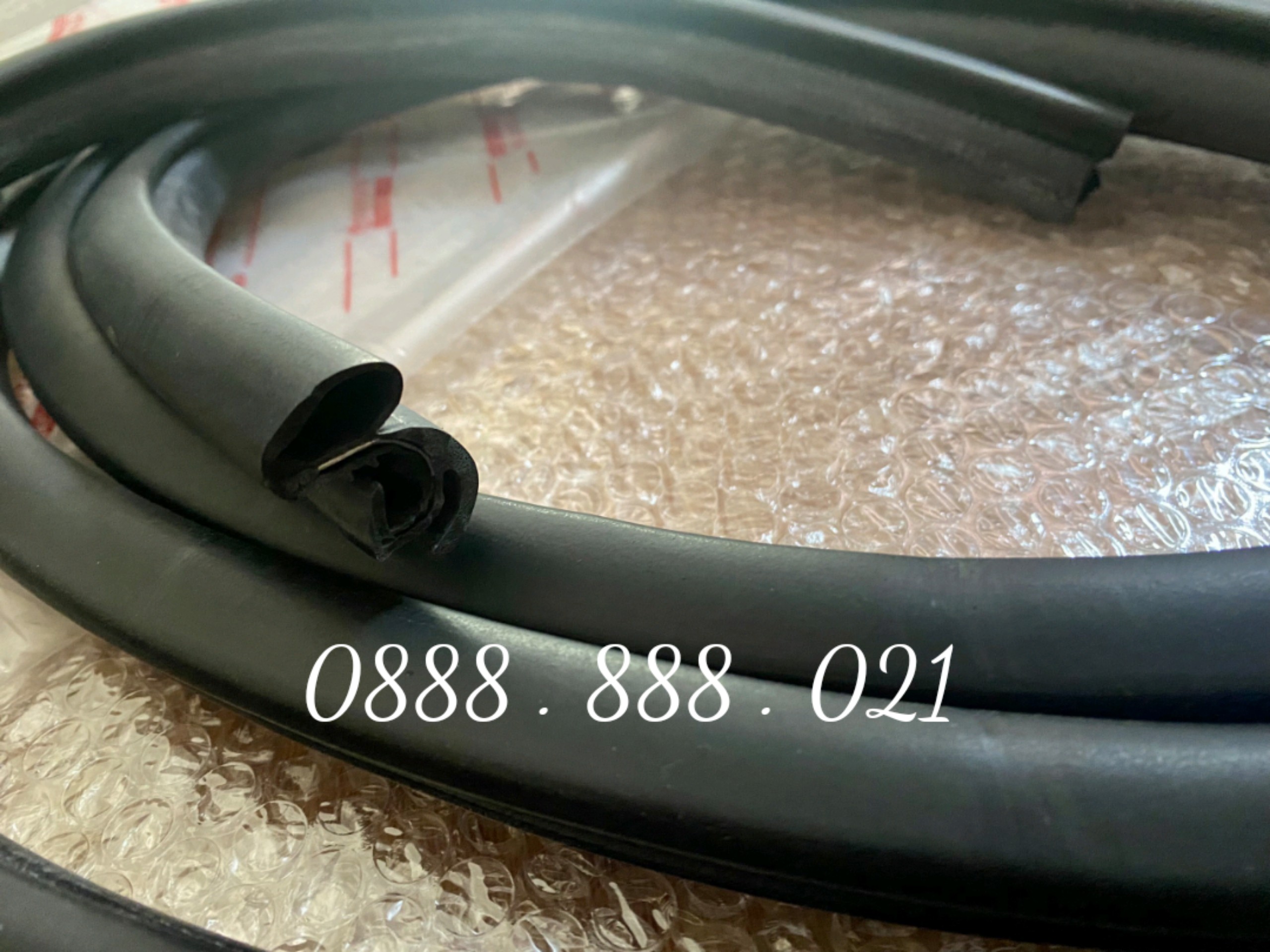Gioăng khung cửa Vios 08 - 13 ( gioăng thân xe , giá 1 chiếc )
