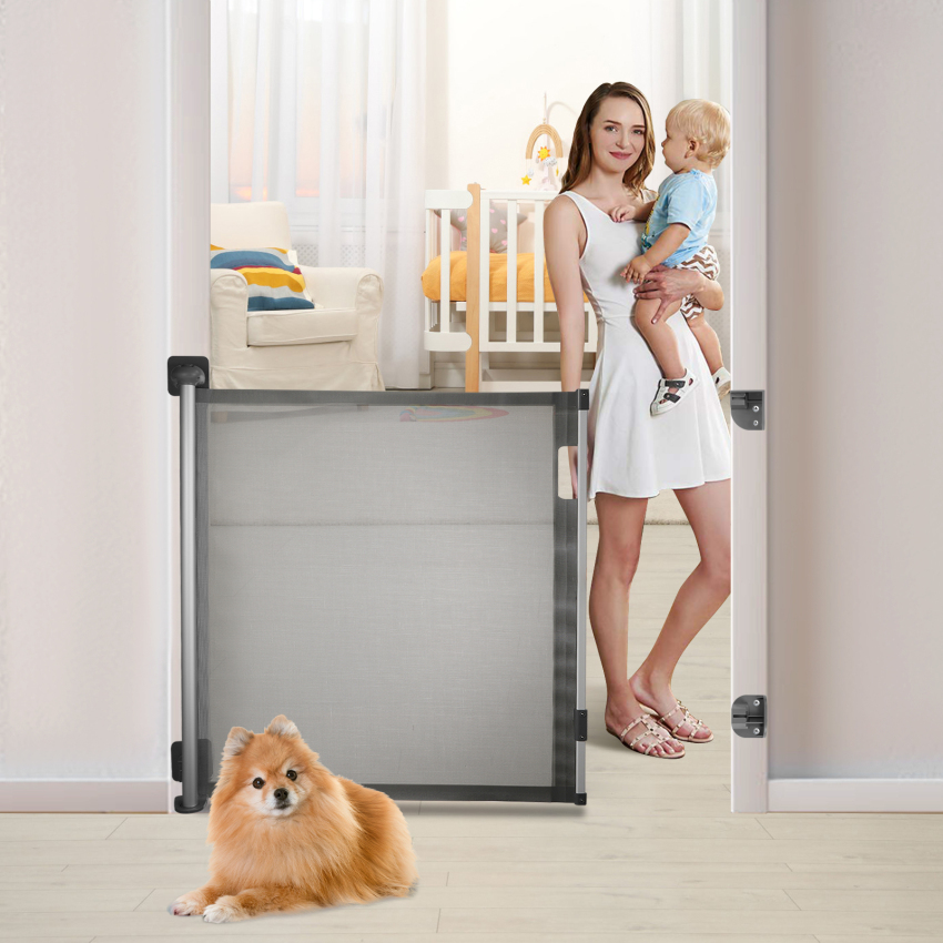 Retractable Safety Gate For Baby And Dog, Easy Install Stair Gate Roll, Extendable Pet Gate Baby Barrier Gate For Stairways/Hallways/Indoor/Outdoor