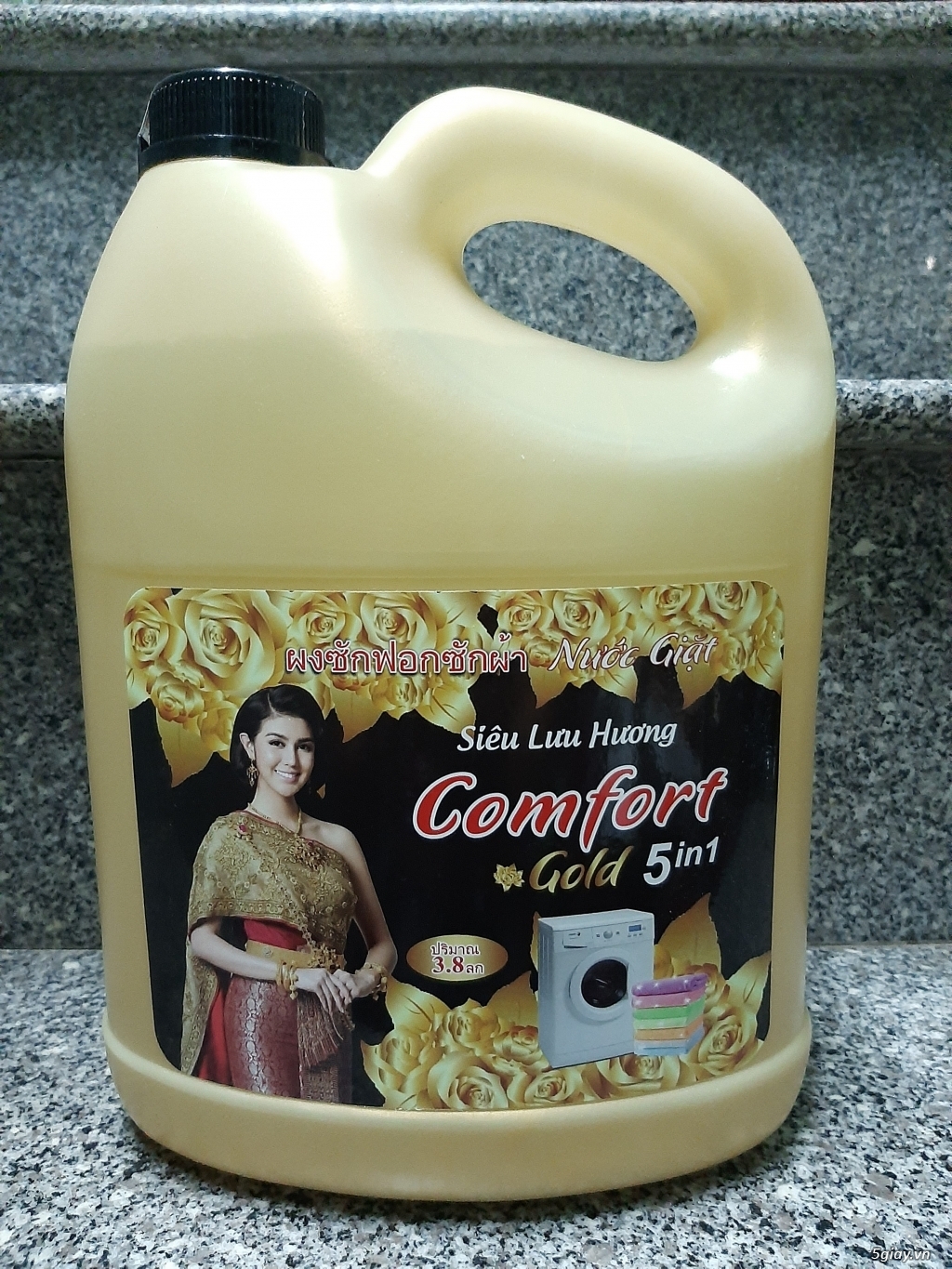 Combo 2 can nước giặt comfor gold 5 in 1