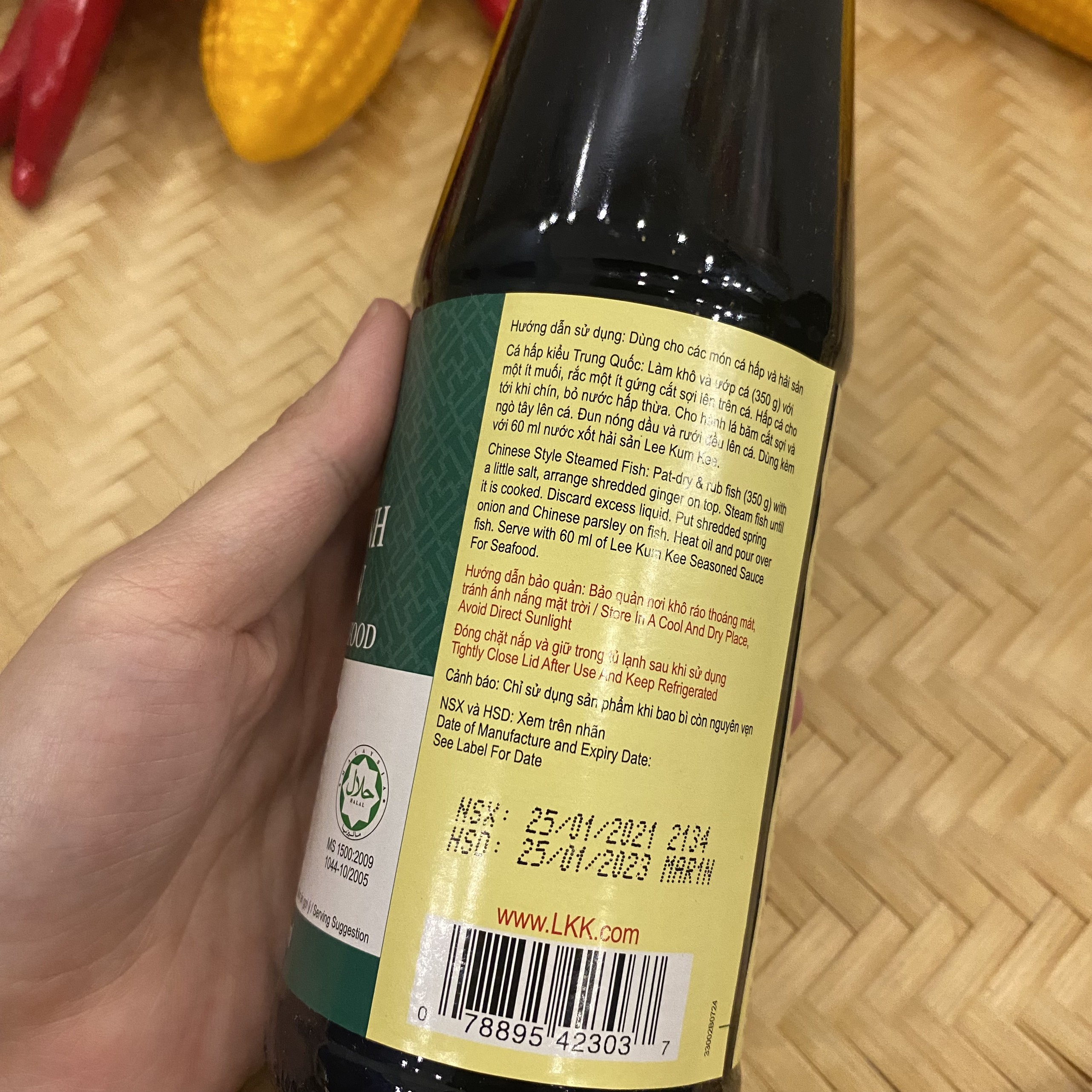 NƯỚC SỐT HẢI SẢN LEE KUM KEE (hấp cá)410ml
