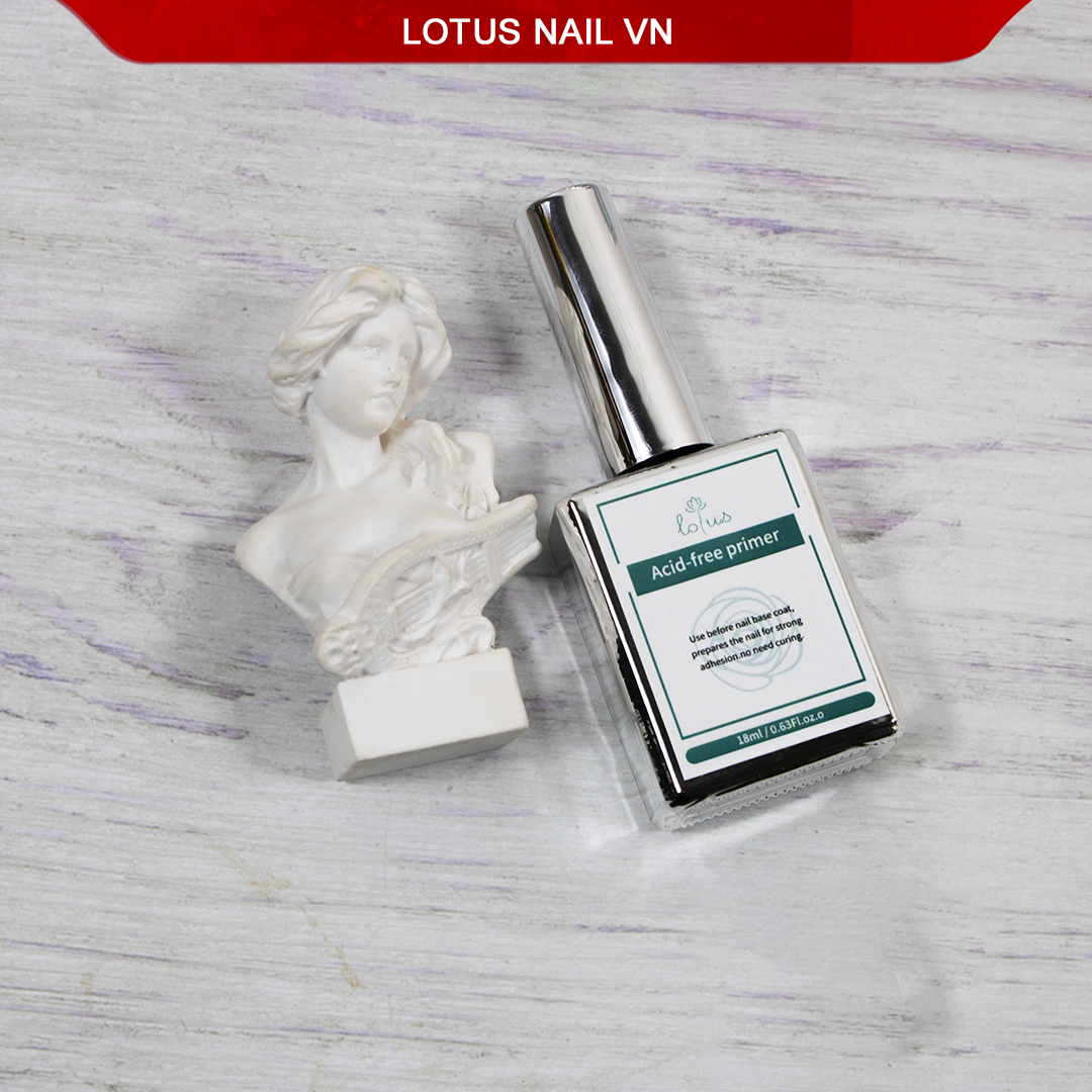 Kiềm dầu ( Primer ), khử dầu lotus chai 18ml