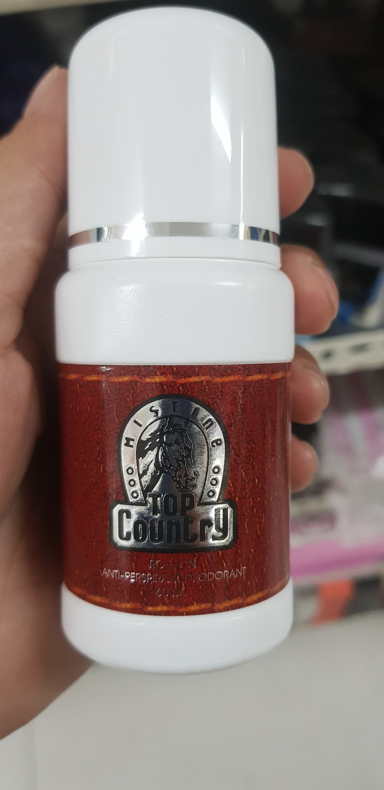 Lăn khử mùi con ngựa Top Country 60ml