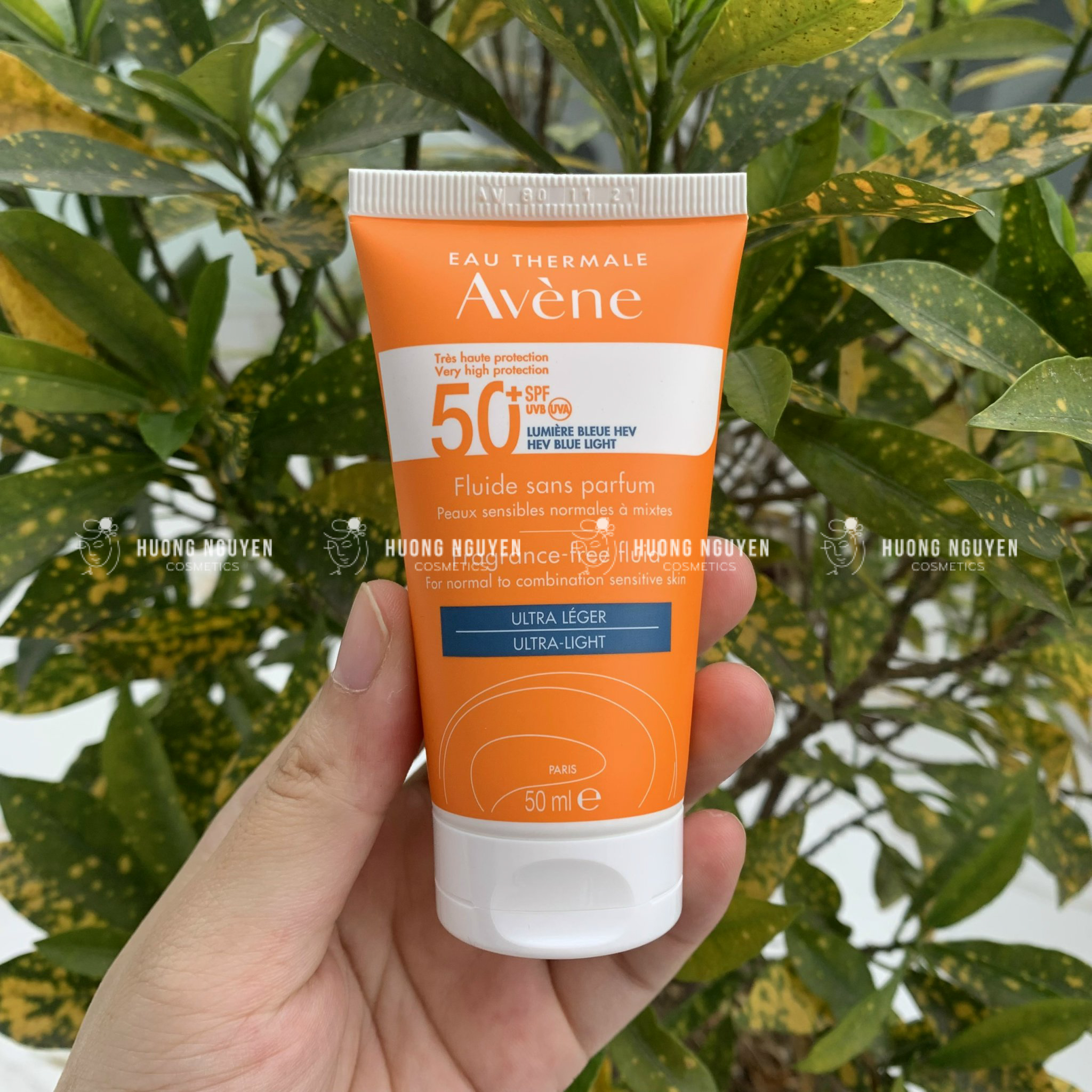 Kem Chống Nắng Avene Dry Touch Fluide SPF50+