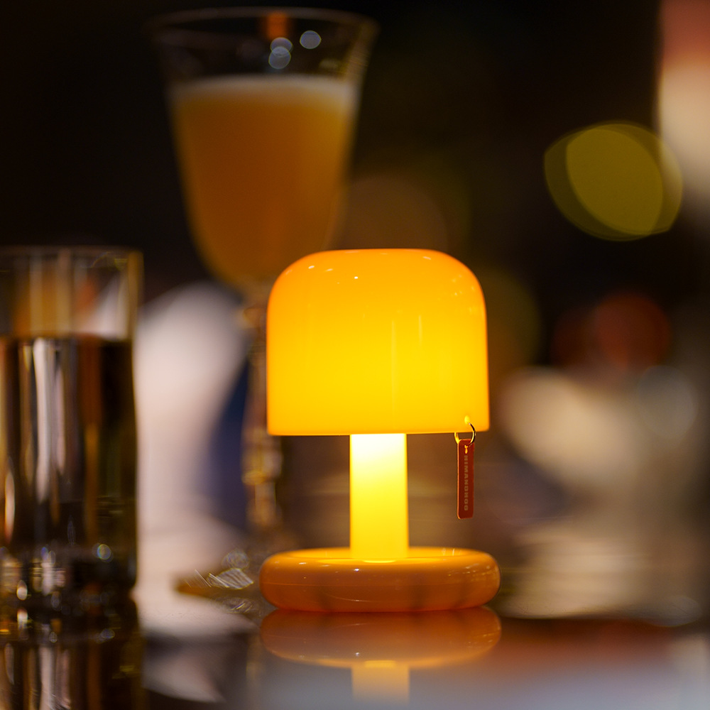 Mini Desktop Sunset Night Lamp Creative USB Rechargeable Mushroom Style Led Night Light for Coffee Bar Home Decor Bedroom.