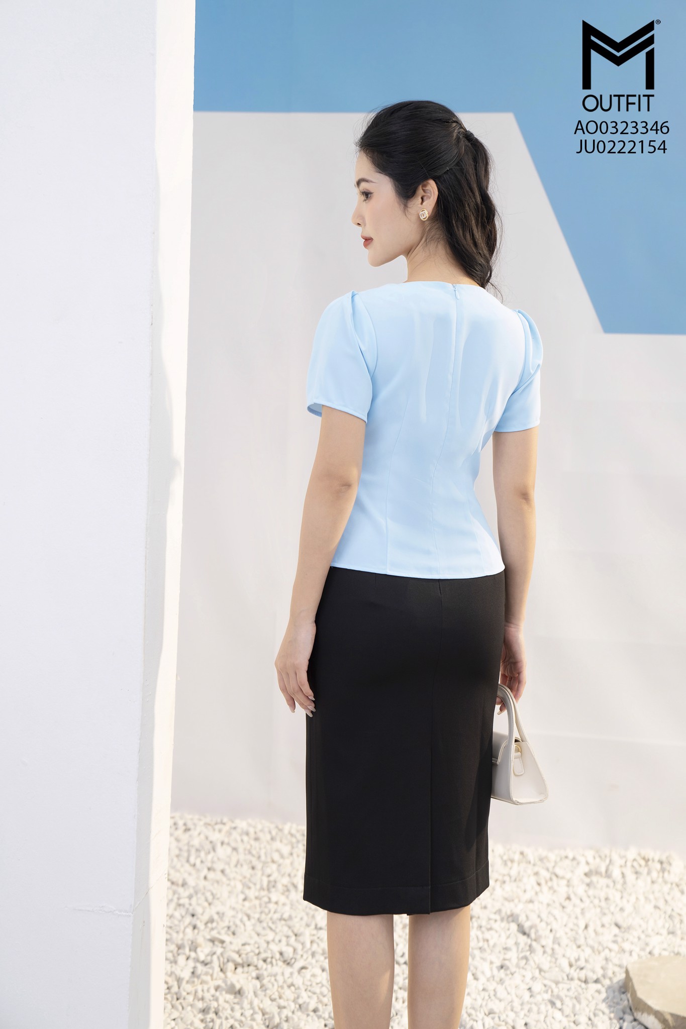 Áo sơ mi cổ V, tà bong xếp ly - Mmoutfit