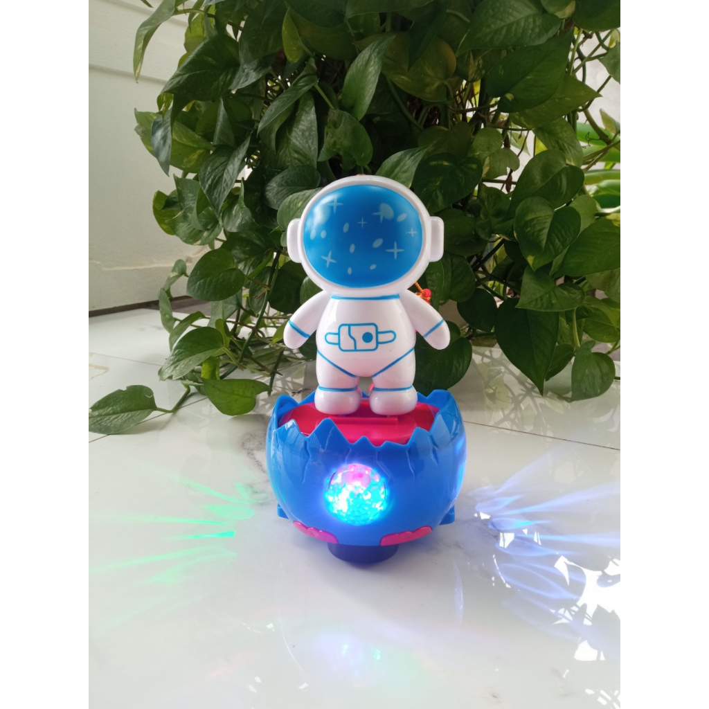 Đồ Chơi Lồng Đèn Trung Thu Phi Hành Gia Vui Nhộn Cho Bé