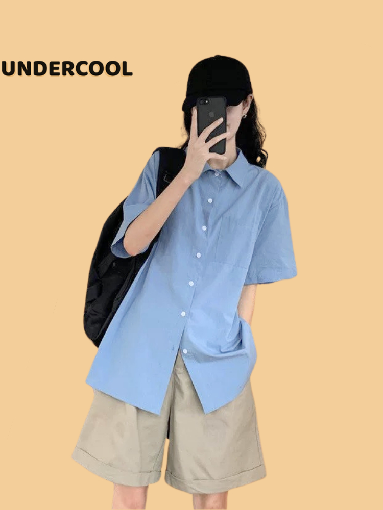 Áo Sơ Mi Nữ Cộc Tay Form Rộng UNDERCOOL Cúc Xẻ Tà