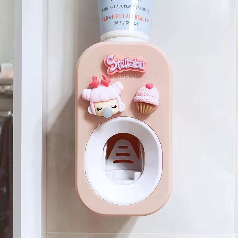 dụng cụ nhả kem đánh răng