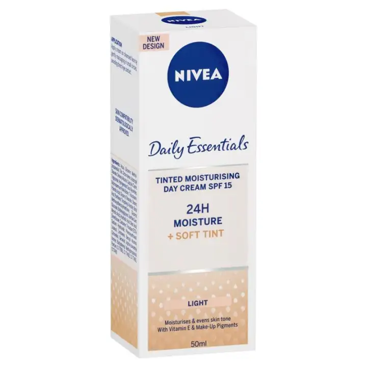 Nivea Visage Tinted Moisturising Day Cream Natural SPF 15 50ml - With a special blend of light reflecting and colour pigments, the formula reduces the appearance of imperfections