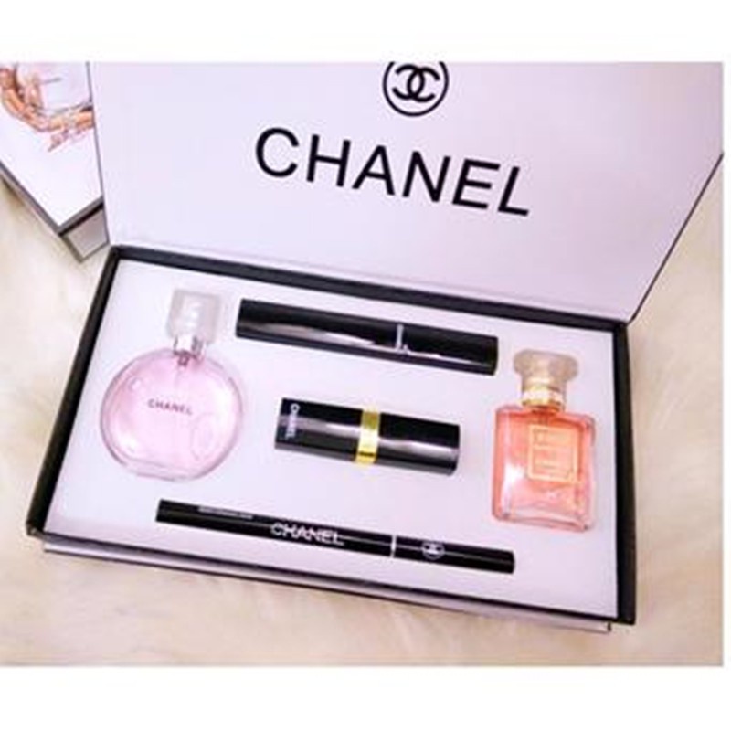 Chænel 5 in 1 Make-up & Perfume Gift Set