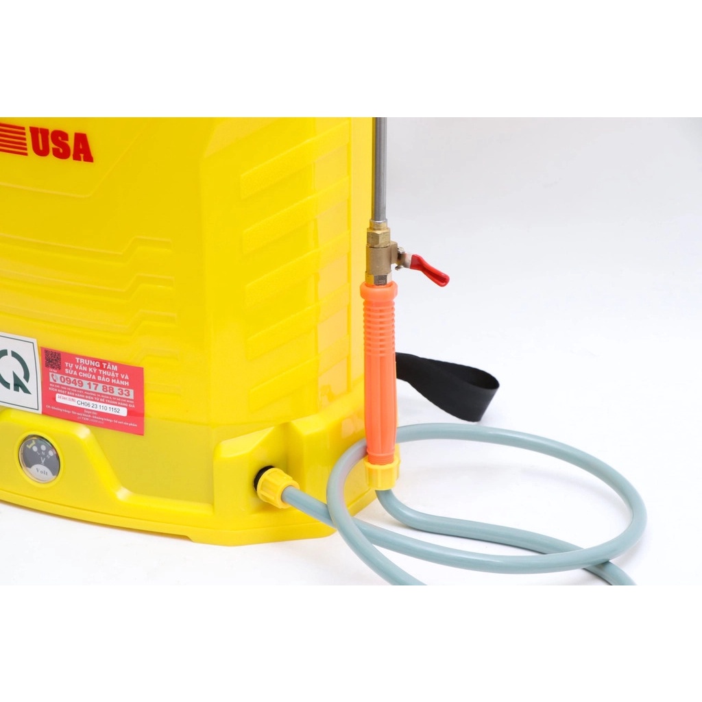 Bình xịt điện Cali 20 DP Vàng (20 lít, bơm đôi, Acquy lớn 12V-12AH)