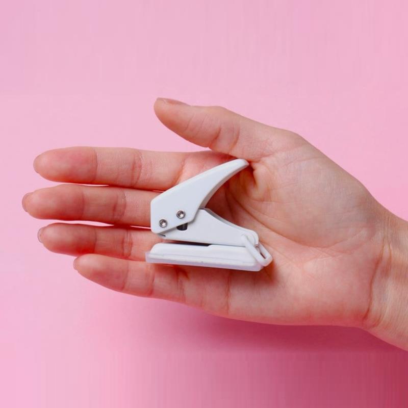 Cute%20Mini%20Single%20Hole%20Shape%20Punch%20for%20Planner%20Disc%20Ring%20DIY%20Paper%20Cutter%20Puncher%20Demoo%20-%20Image%205