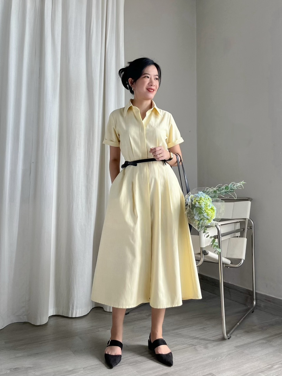 Đầm sơ mi chiết eo dáng dài xếp ly tùng sọc dọc