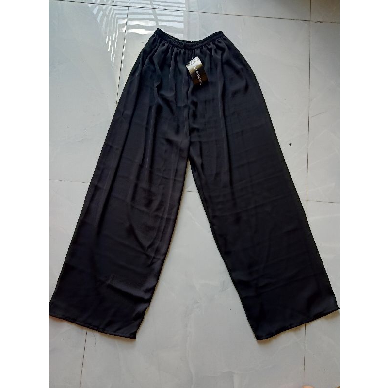 Quần dài đen ống rộng giá rẻ cho bà