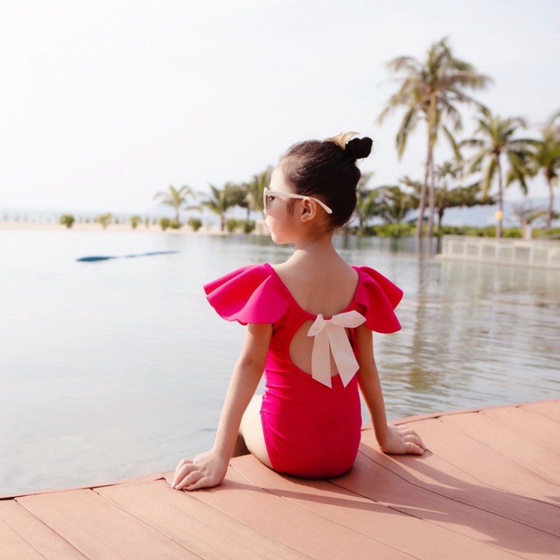 Bikini, bộ đồ bơi hottrend cho bé gái