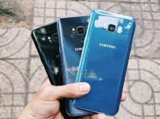 SALE TO Rẻ Vô Địch Điện Thoại Samsung Galaxy S8 Plus ram 4G bộ nhớ 64G Loại – Màn hình Vô cực Màn hình: Super AMOLED, 6.2″, Quad HD+ (2K+) CPU: Bao đổi miễn phí tận nhà / Màn ám hoặc lưu ảnh