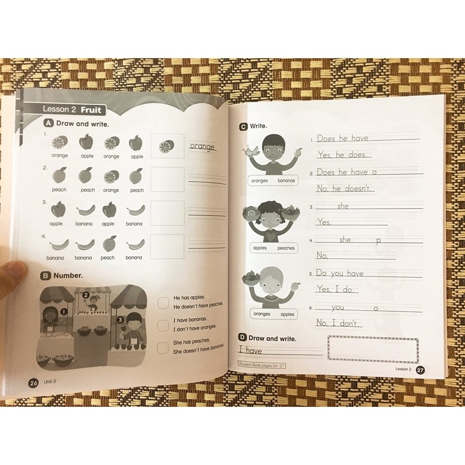 Everybody Up 2 bản 2nd edition