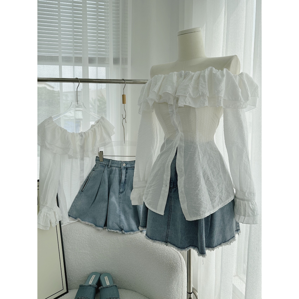 Set áo sơ mi bẹt vai bèo tầng tay dài + chân váy jean tưa lai