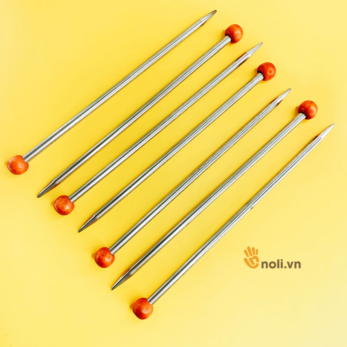 Stainless steel knitting needles