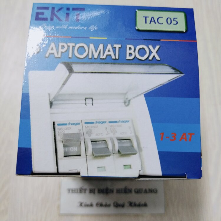 Vỏ tủ điện âm tường 1-3 MCB EKIT