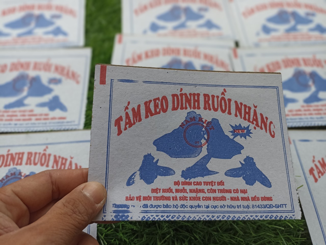 100 Miếng keo dính ruồi nhặng Nam Kiệt