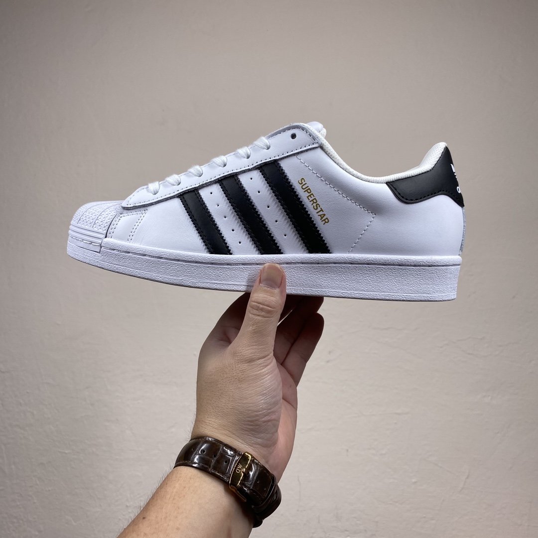 adidas superstar couple shoes