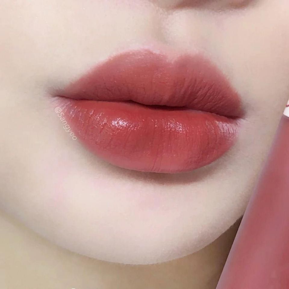 Son Romand Zero 16 hồng nude (son kem lì Romand Zero Velvet Tint)