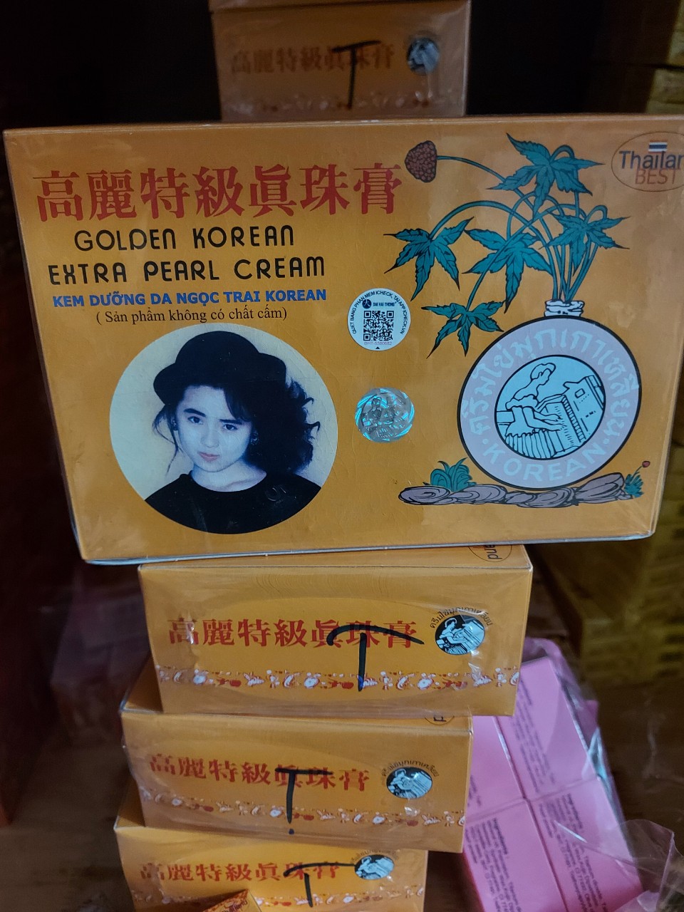 KEM SÂM VÀNG LỐ 12 HỘP
