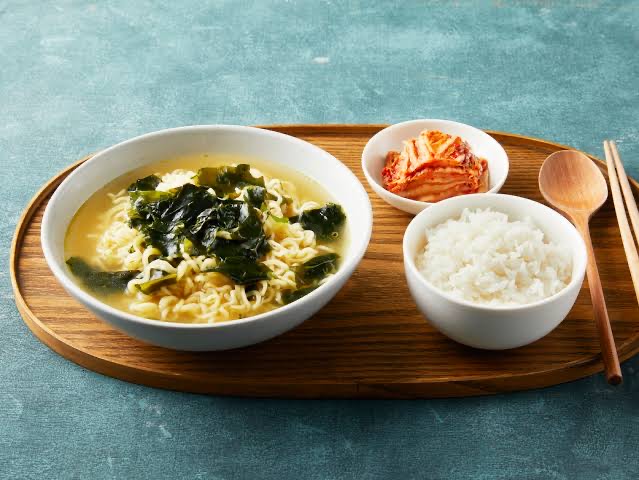 [Original] 쇠고기미역국라면 Ottogi Beef & Seaweed Soup Ramen (บะหมี่กึ่ง ...