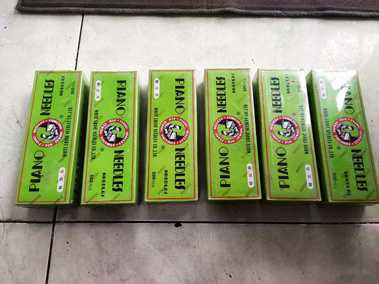 1 vỉ kim vắt sổ đủ sai số