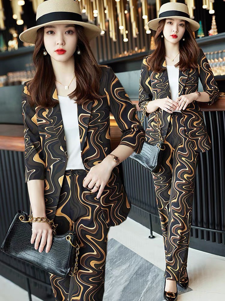 Set vest nữ  thời trang kèm áo thun