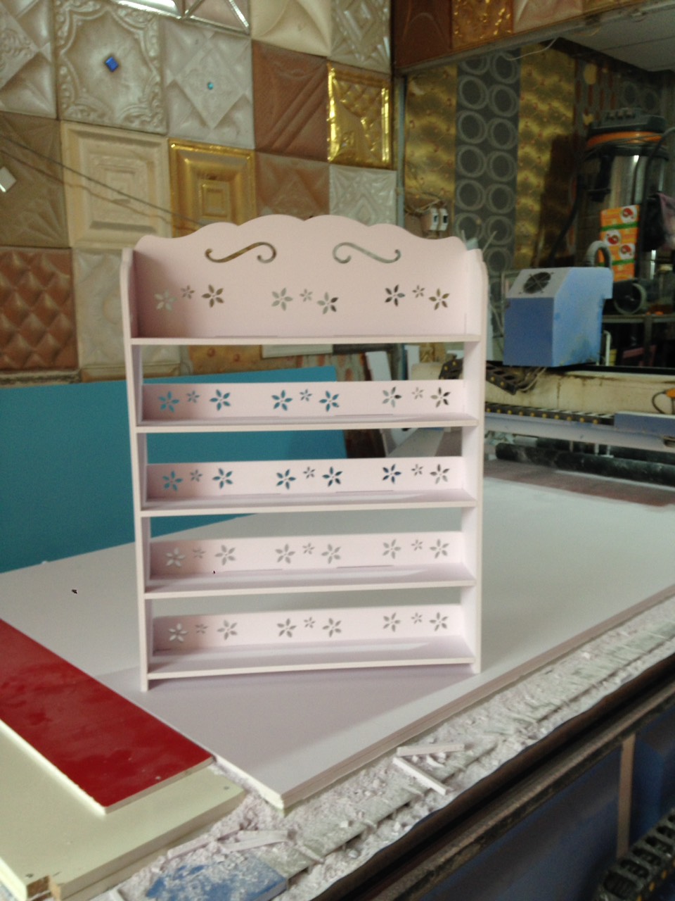 Kệ để Sơn Nail hình hoa Mai