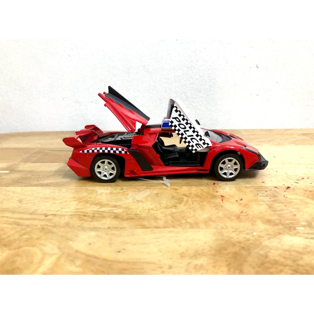 Mô hình xe cảnh sát Lamborghini Veneno _ Tỷ lệ 1:32