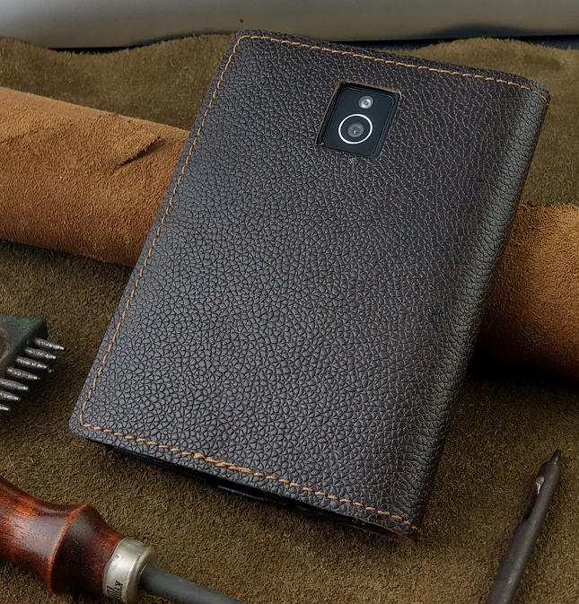 Bao Da dán trực tiếp vào máy Blackberry Passport (Q30) Handmade Da Bò Thật