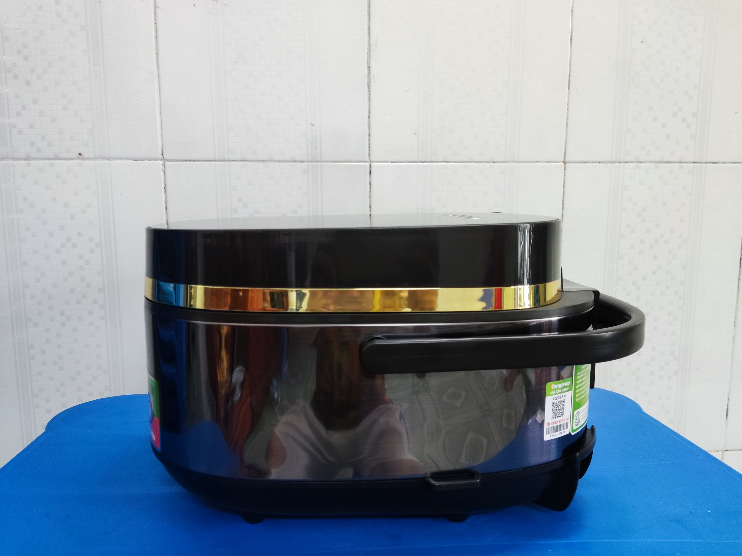 Nồi cơm điện cao tần Kangaroo KG599N